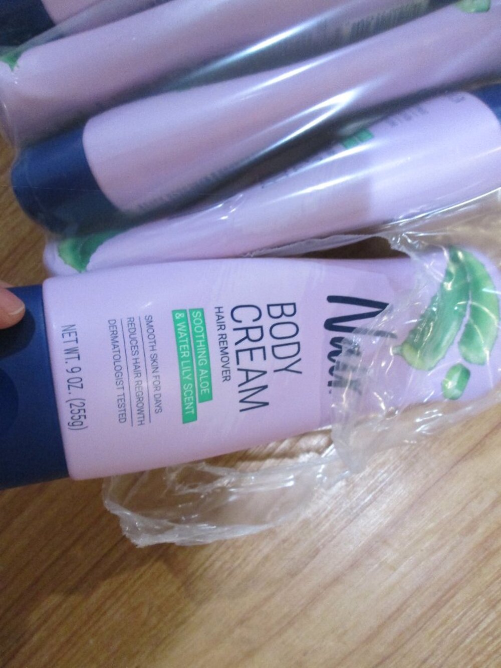 Nair Body Cream Hair remover soothing aloe &waterlilly 9oz. NEW x 6